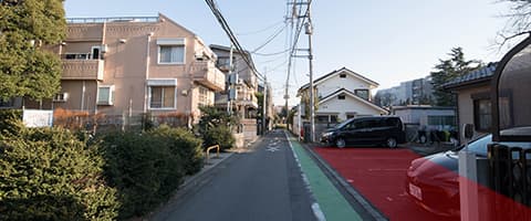 医院前の無料駐車場